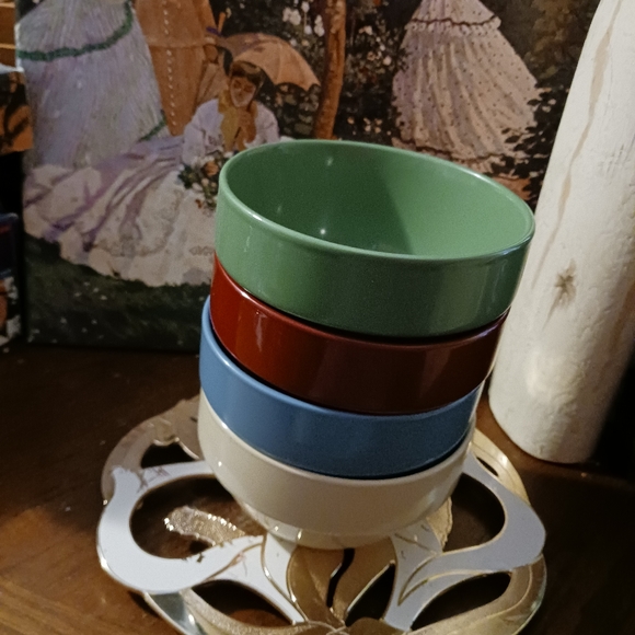 🏜🥣Crofton Multicolored 4 Bowl Set.🏝🏖Size 20.96 fl oz,5.5"×3",🎁 Nice Gift. - Picture 4 of 15